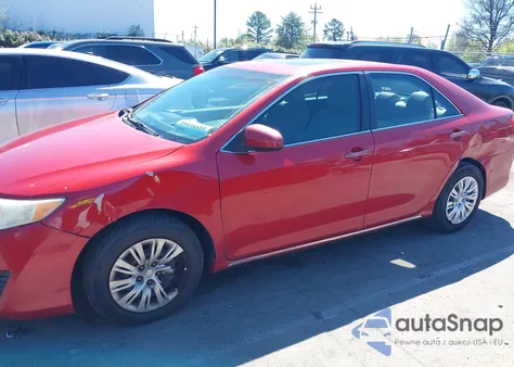 2012 Toyota Camry Le z USA, uszkodzony, nr VIN 4T1BF1FK1CU512736